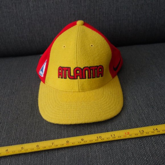 Nike NBA Atlanta Hawks Rewind Pro Swooshflex 4 2002 Baseball Cap - Picture 13 of 16